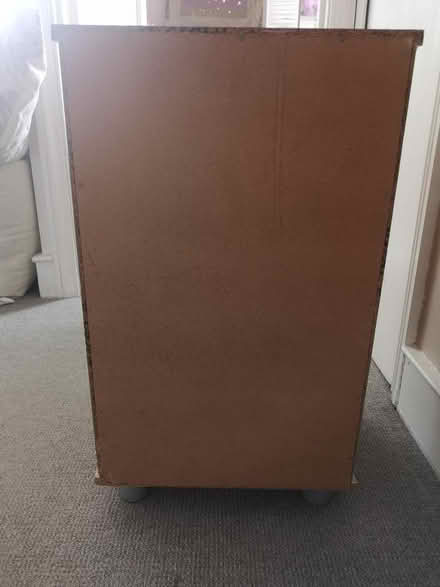 Photo of free Small chest of drawers (Stockwell,Nine Elms,Vauxhall) #4