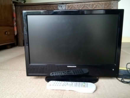 Photo of free Flat screen TV - 16" (Natland LA9) #1