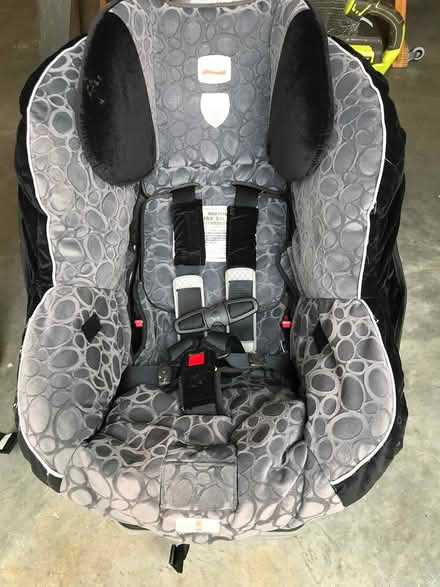 Photo of free Heavy-duty car seats (Southeast Huntsville) #2
