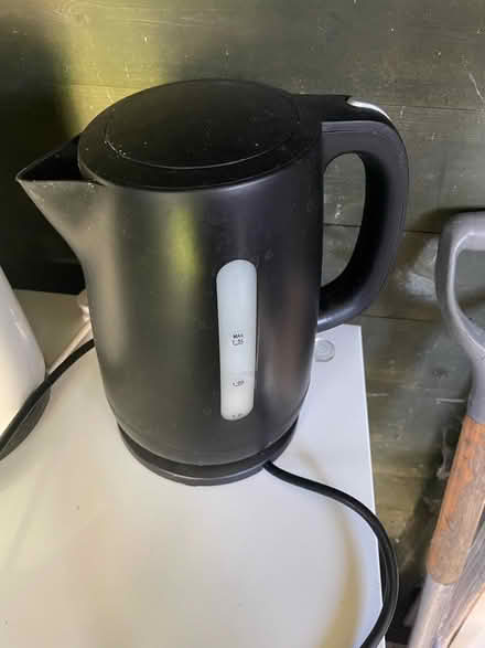 Photo of free Kettle (High barnet) #1