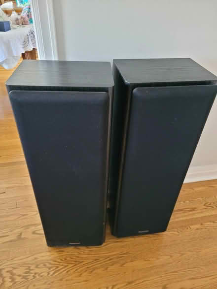 Photo of free Technics Stereo (Dundas) #1