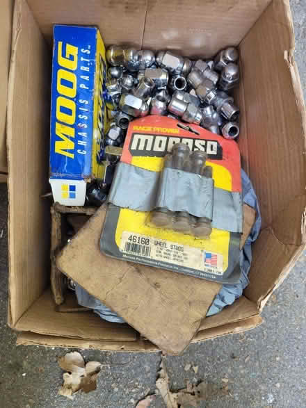 Photo of free Auto mechanic's bits and bobs (Aurora) #4