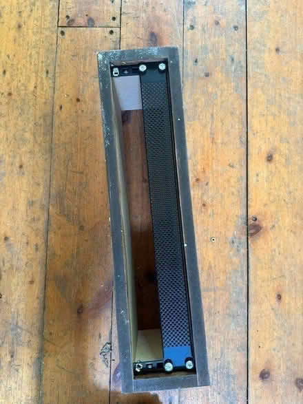 Photo of free 4 U rack unit (New barnet) #2