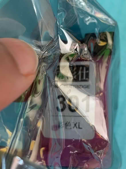 Photo of free 301 HP colour ink cartridge (L27) #1