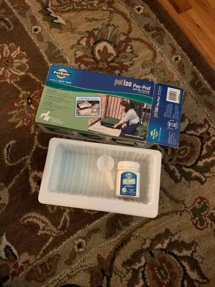 Photo of free Pet loo Pee-pod with Wee Sponge (Derwood) #1