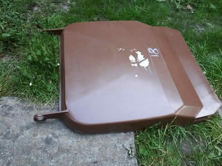 Photo of free Wheelie bin lid. Horsham (Horsham.) #2