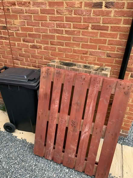 Photo of free 3x pallets (YO19 Fulford) #1