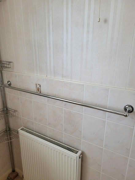 Photo of free Towel rail (Hove, BN3) #1