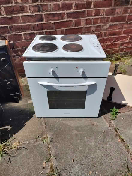 Photo of free Electric oven and hob set (M43 Droylsden) #1