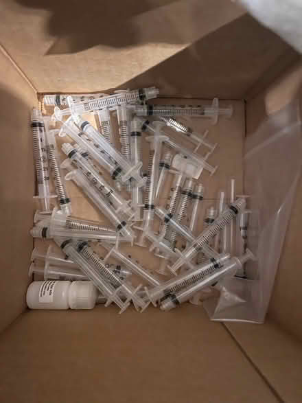 Photo of free Science experiment supplies (E. Cambridge/Northpoint/CX) #3