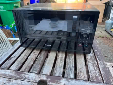 Photo of free microwave (Alberta Street Area) #1