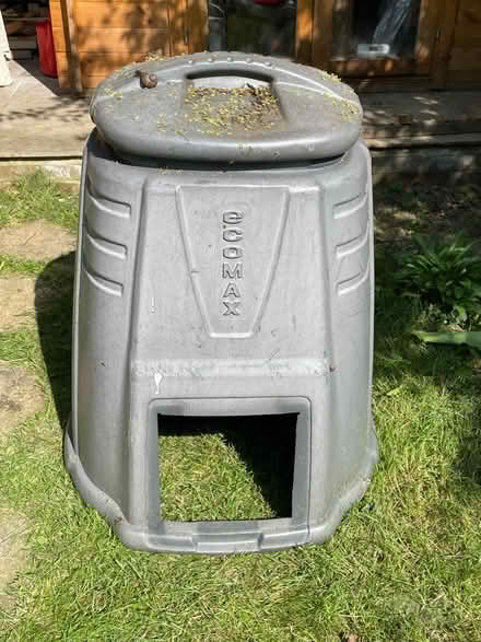 Photo of free Compost bin (SW16) #1