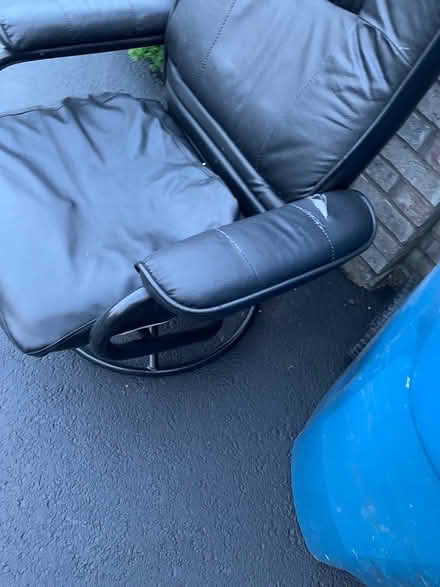 Photo of free Chair (SE Downers Grove) #2