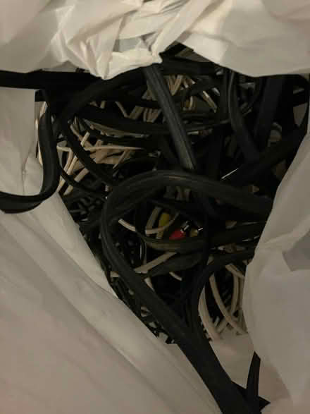 Photo of free Hifi speaker cables / TV cables (Saltaire BD18) #1