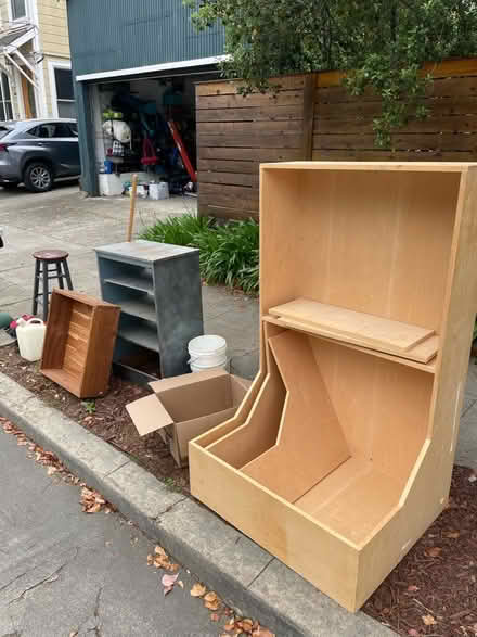 Photo of free shelving and outdoor gear (1546 pearl st alameda ca) #2
