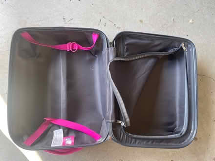 Photo of free Hello kitty carry on kids (Berryessa) #3
