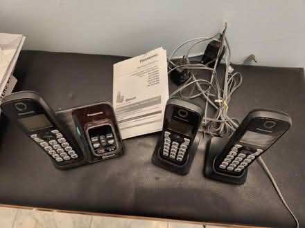 Photo of free Panasonic cordless phone set (Glenview near Northbrook) #1
