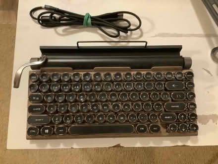 Photo of free Keyboard, corded (& old Bluetooth) (Ypsilanti,byEllsworth&Mich Ave) #1