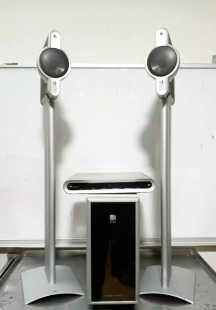 Photo of free KEF Instant Theater KIT100 Home Entertainment System Speaker (Southfields) #1