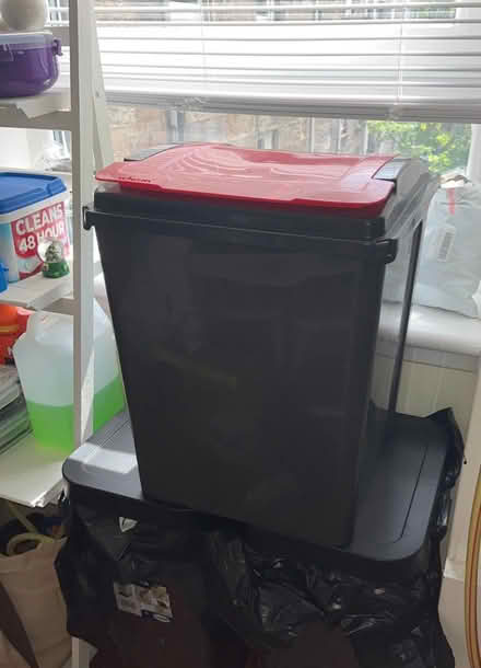 Photo of free Wham 50l recycling bin (Glasgow G42) #1