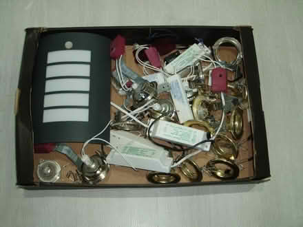Photo of free lights (Gilmerton EH17) #1