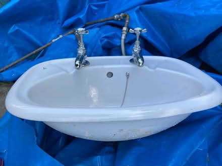 Photo of free Traditional sink and taps (New Brighton) #3