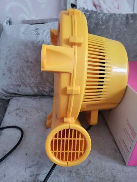 Photo of free Bouncy castle pump (Rivenhall) #2