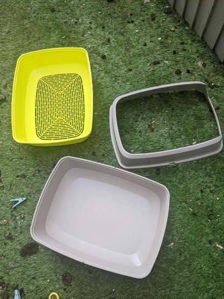 Photo of free Large cat little tray (Bushey, WD23) #1