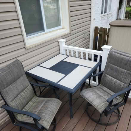 Photo of free Table and Chairs (Highland Park, Upper Darby PA.) #1
