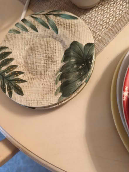 Photo of free Assorted tableware and dishes (West Palm Beach) #2