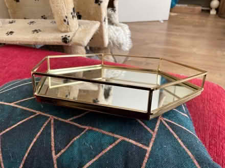 Photo of free Gold mirrored hexagonal tray (Limehouse E1) #2