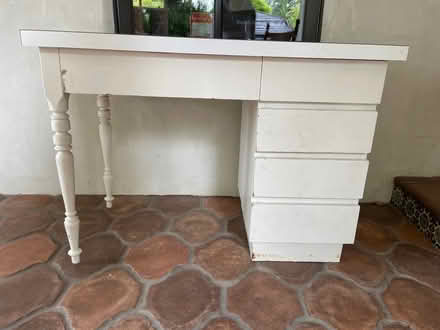Photo of free Desk, you pick up (Near Paly) #1