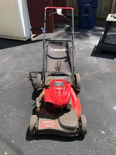 Photo of free Lawn mower - DOES NOT RUN (Oak Lawn) #1