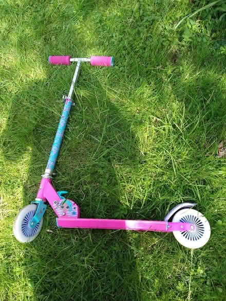 Photo of free Kids scooter LOL (OX28 Witney) #2