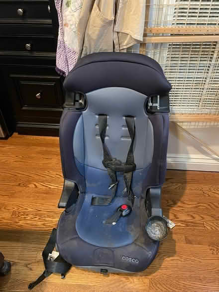 Photo of free big kid car seat (Hillsboro Vill/ Belmont/ Vandy) #1