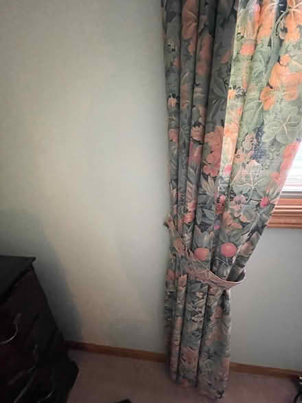 Photo of free Bedroom drapes and valence (Riverside il) #2