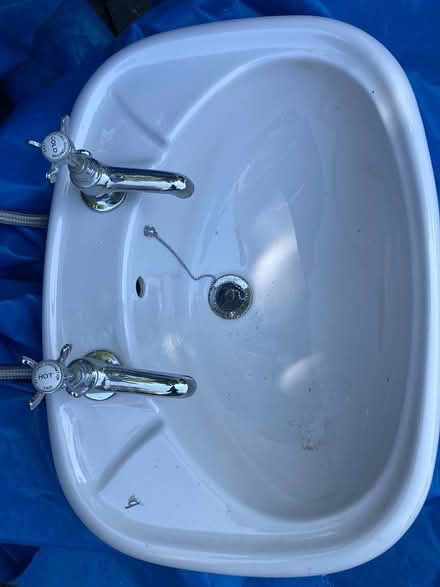 Photo of free Traditional sink and taps (New Brighton) #1