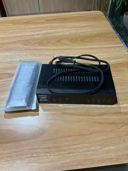 Photo of free Set top box with remote control (Shunfu) #1