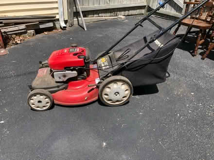 Photo of free Lawn mower - DOES NOT RUN (Oak Lawn) #3