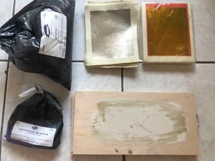 Photo of free Art boards, paper, pigment (Lower Manhattan) #1