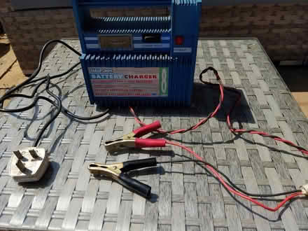 Photo of free Halfords car battery charger (SO15) #1