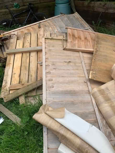 Photo of free Fence panel 2.5 need wood chiminea (Hastings Hill SR4) #1
