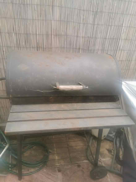 Photo of free Bbq (Thamesmead, SE28) #1