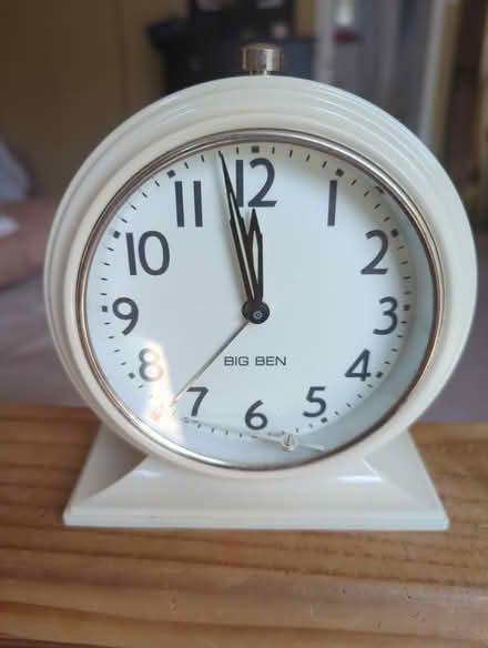 Photo of free Table clock (Beacon, NY) #1