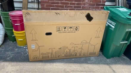 Photo of free bike box (02139) #1