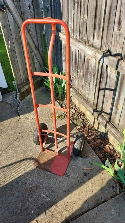 Photo of free Hand truck (Niagara Falls, NY (LaSalle)) #1