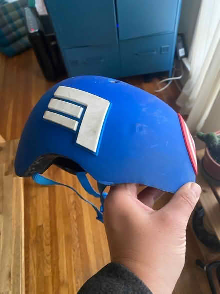 Photo of free Kids helmet (Korea town) #4
