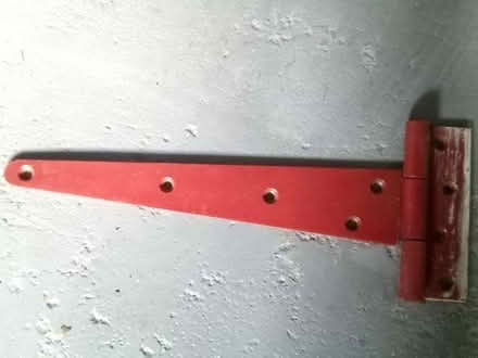 Photo of free 4 strap hinges (Natland LA9) #1