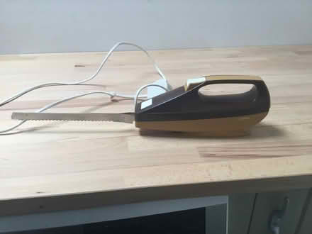 Photo of free Electric knife (Ruckhall HR2) #1