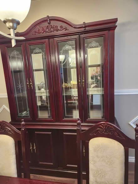 Photo of free Dining room suite (Bowmanville) #1